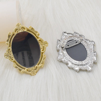Vintage Mini Mirror Brooches for Women Abstract Baroque Painting Gold Color and Silver Color Metal Pins for Backpacks Gifts